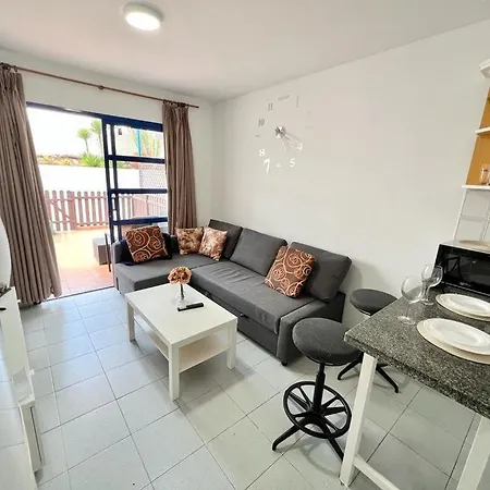 شقة Cozy Playmar 24 *