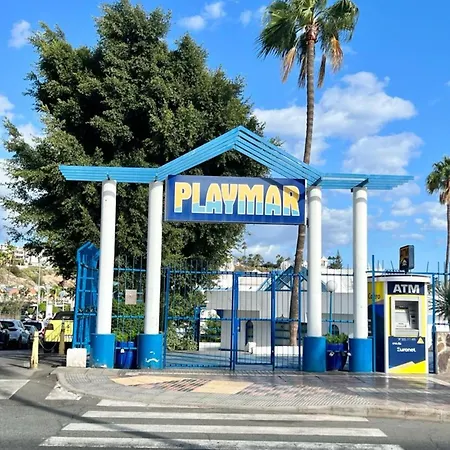 Cozy Playmar 24 شقة