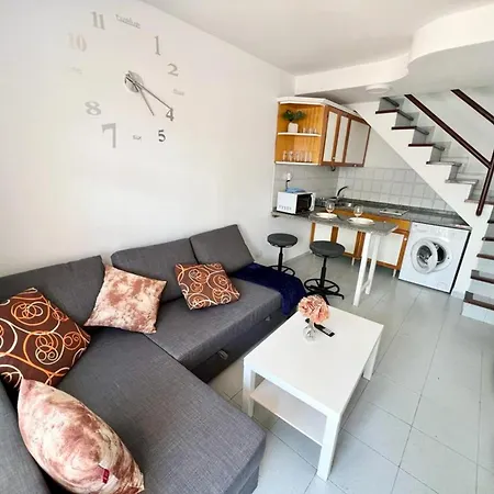 Cozy Playmar 24 ماسبالوماس